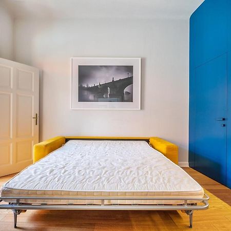 Quiet City Center Apartment In Hip & Foodie Area Prague Exterior photo