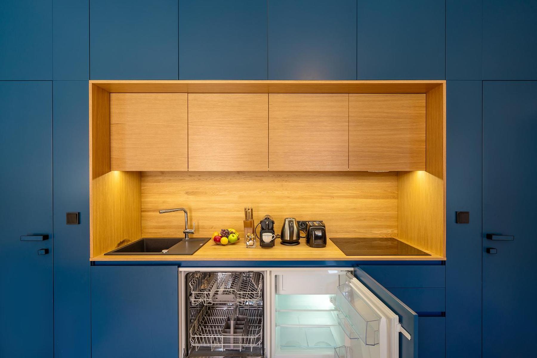 Quiet City Center Apartment In Hip & Foodie Area Prague Exterior photo