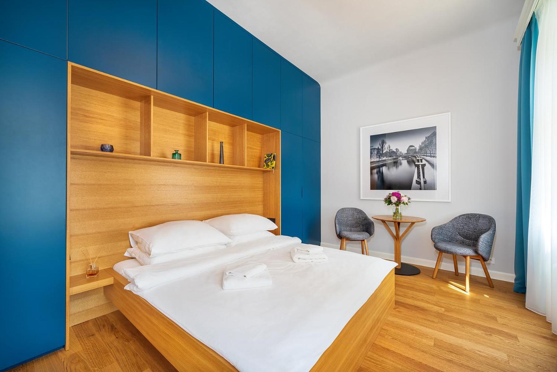 Quiet City Center Apartment In Hip & Foodie Area Prague Exterior photo